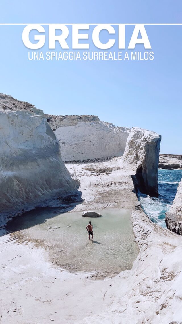 Siete stati a Milos?
Tagga i tuoi compagni di viaggio e non dimenticare di salvare il reel per non perdere questo spot 📸

LINK IN BIO PER LA NOSTRA GUIDA GRATIS  A MILOS

Sarakiniko è uno dei luoghi più belli e famosi di Milos.
Il vento ha modellato questa roccia vulcanica bianca trasformandola in scultura.
Un candido Canyon, una passeggiata lunare, dune da conquistare che nascondono grotte e viste mozzafiato sul blu intenso dell’Egeo.
🐵Curiosità👇
🔸Il suo nome deriva dai Pirati di Sarakin che si riparavano all’interno delle grotte;
🔸La roccia bianca rimane sempre molto fresca;

INFO UTILI 👇
◻ Cercate di arrivare presto a Sarakinko per godervi questa bellezza in tutta tranquillità
◻Fermatevi anche per il tramonto quando la scogliera si colora di delicate sfumature color rosa cipria
◻Non fermatevi dove si ferma la maggior parte dei turisti; esplorate Sarakiniko e troverete spot fotografici unici
◻A Sarakinko non troverete altro che un Food truck che vende bibite e qualche snack quindi portate con voi una borraccia di acqua fresca e cibo
.
.
•
•
#milos #vacanzeingrecia #grecia #milosisland #viaggiarechepassione #viaggi #viaggiaresempre #travelbloggeritalia #travelbloggeritaliane #viaggiaconnoi #mytravelbudget #santorini